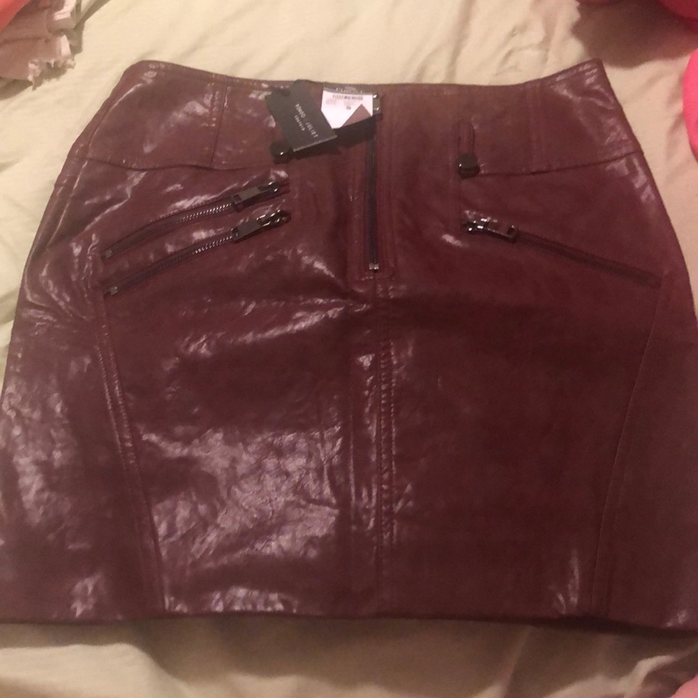 Rue 21 burgundy zip-up skirt!